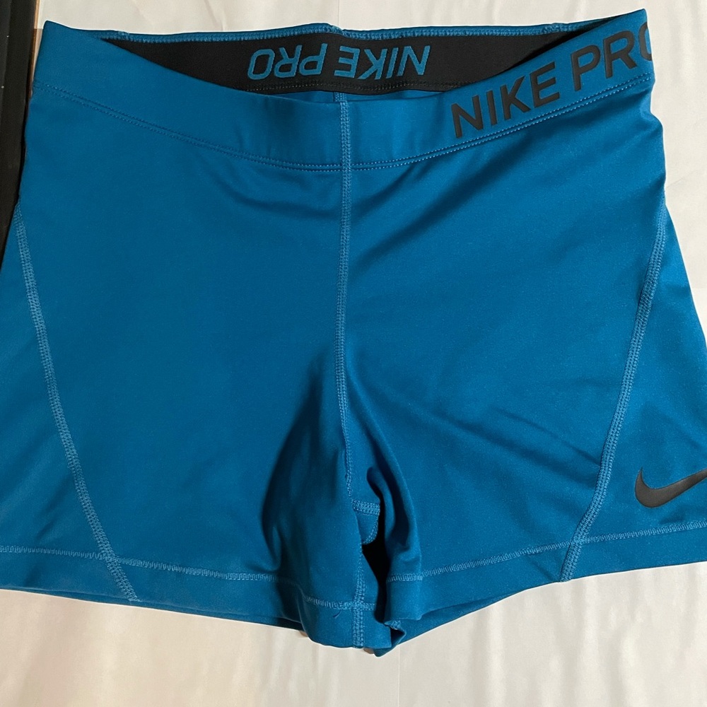 nike pro shorts